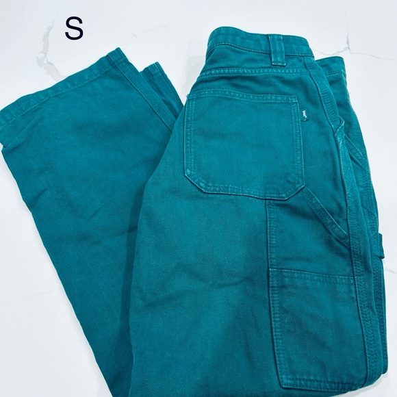 Size 2 Aritzia TNA Cargo Pants - Picture 1 of 1